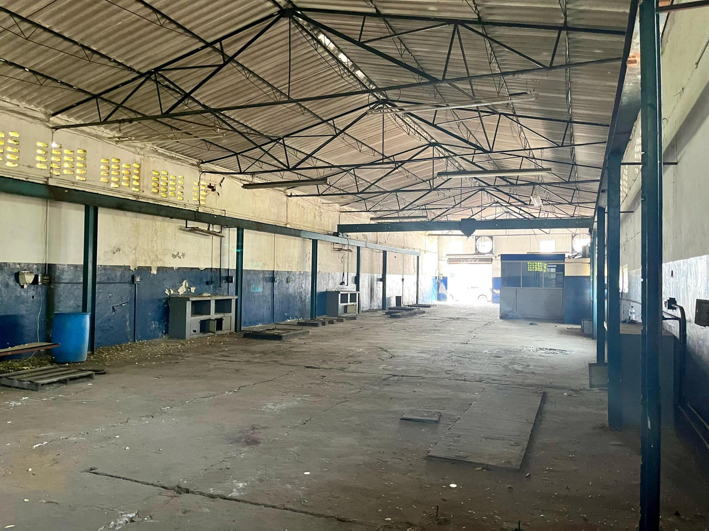 Remate de Bodega en Centro de Colima