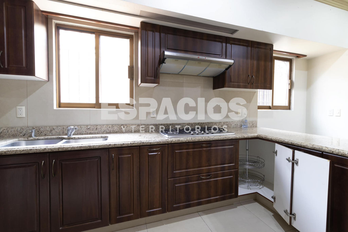 Hermosa Residencia en Zona Exclusiva